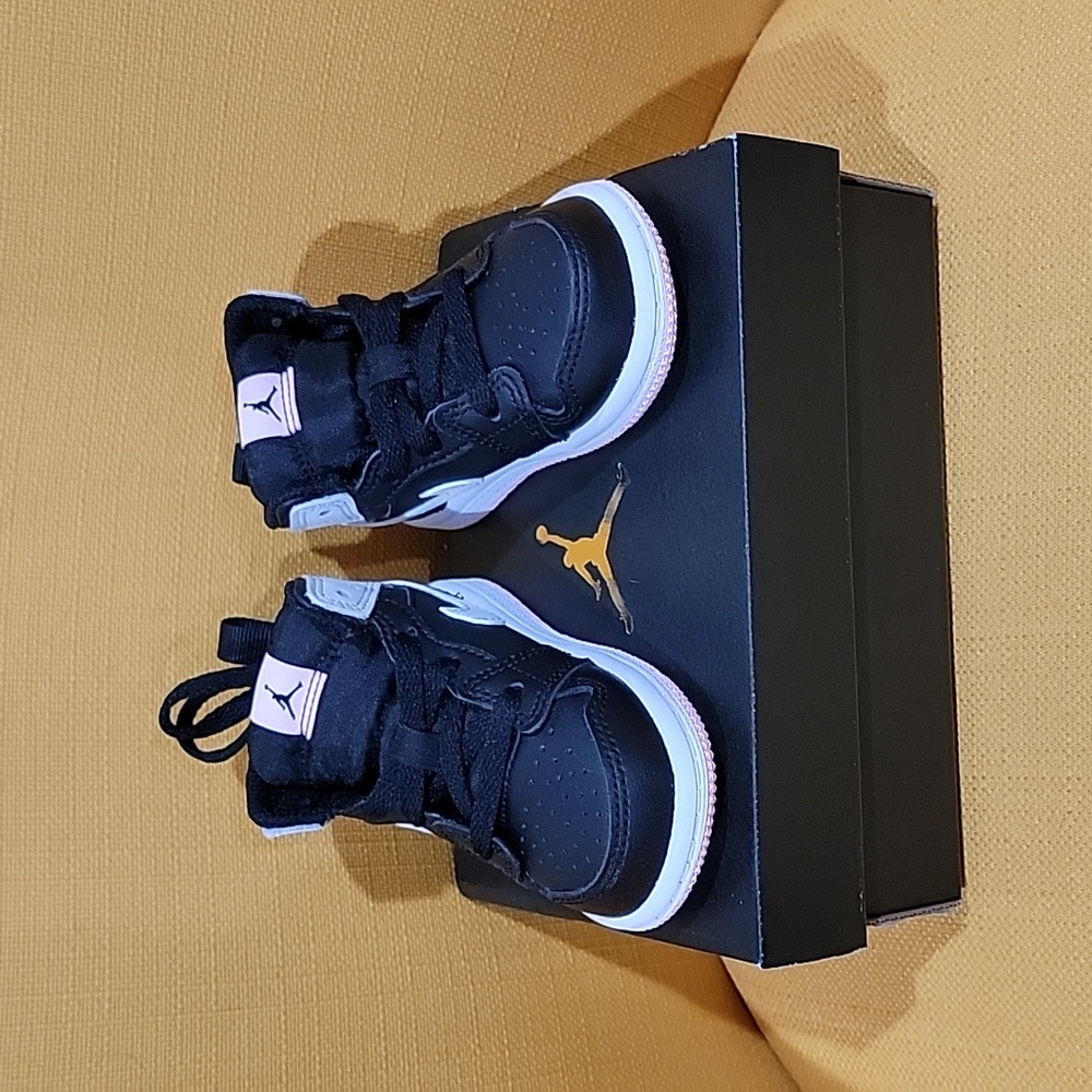Jordan retro 1